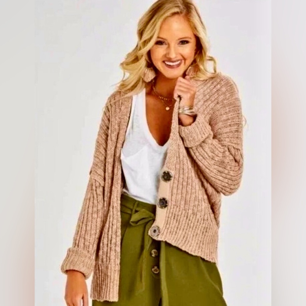 NEVER WORN Altar'd State Cream/pink Button-Accent Cardigan